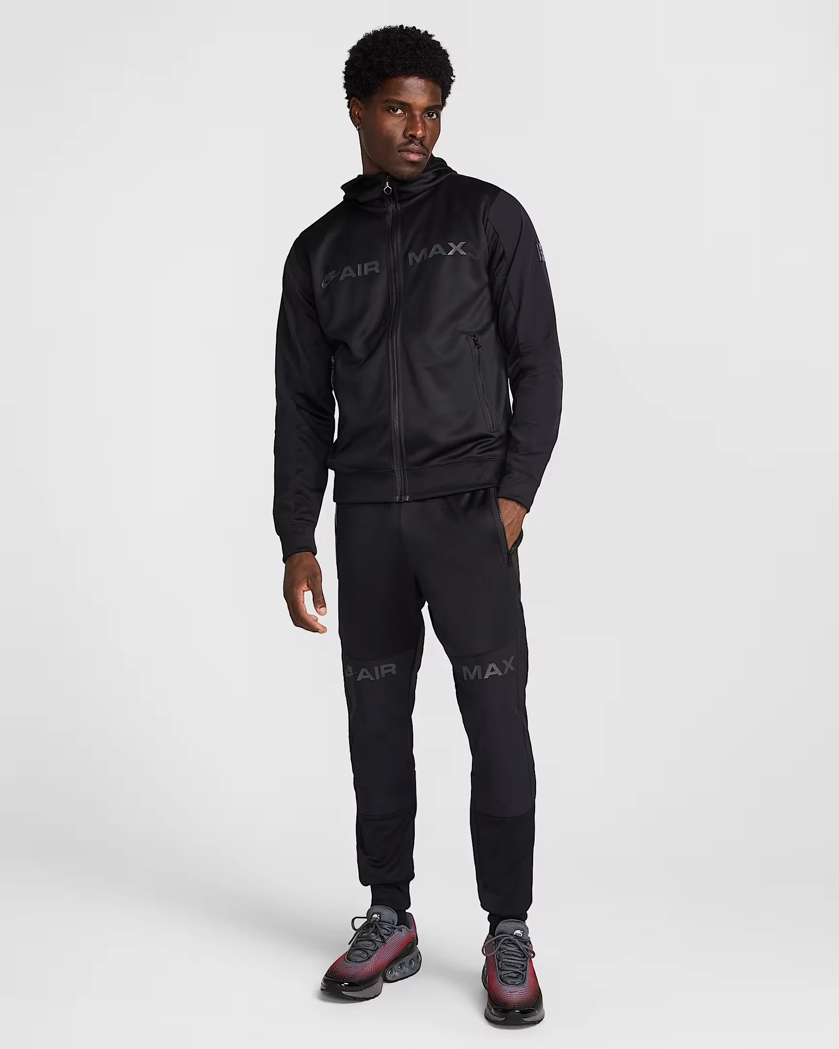 Брюки чоловічі Nike Sportswear Air Max Joggers (HQ4900-010) — фото 8