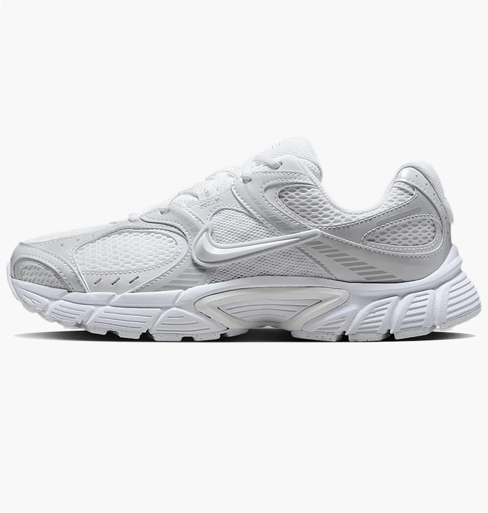 Кросівки чоловічі Nike V5 Rnr White Black Metallic Silver (HQ7901-101) — фото 3