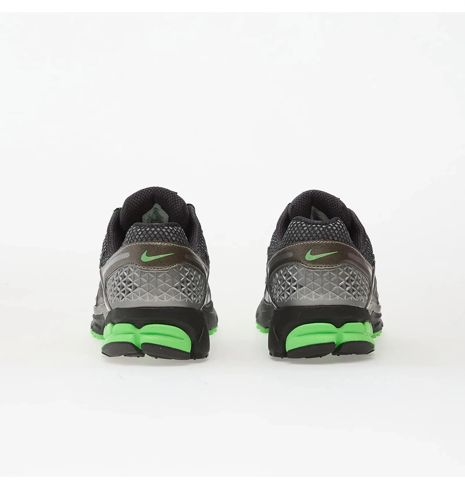 Кросівки чоловічі Nike Zoom Vomero 5 Se (IB2988-001) — фото 6