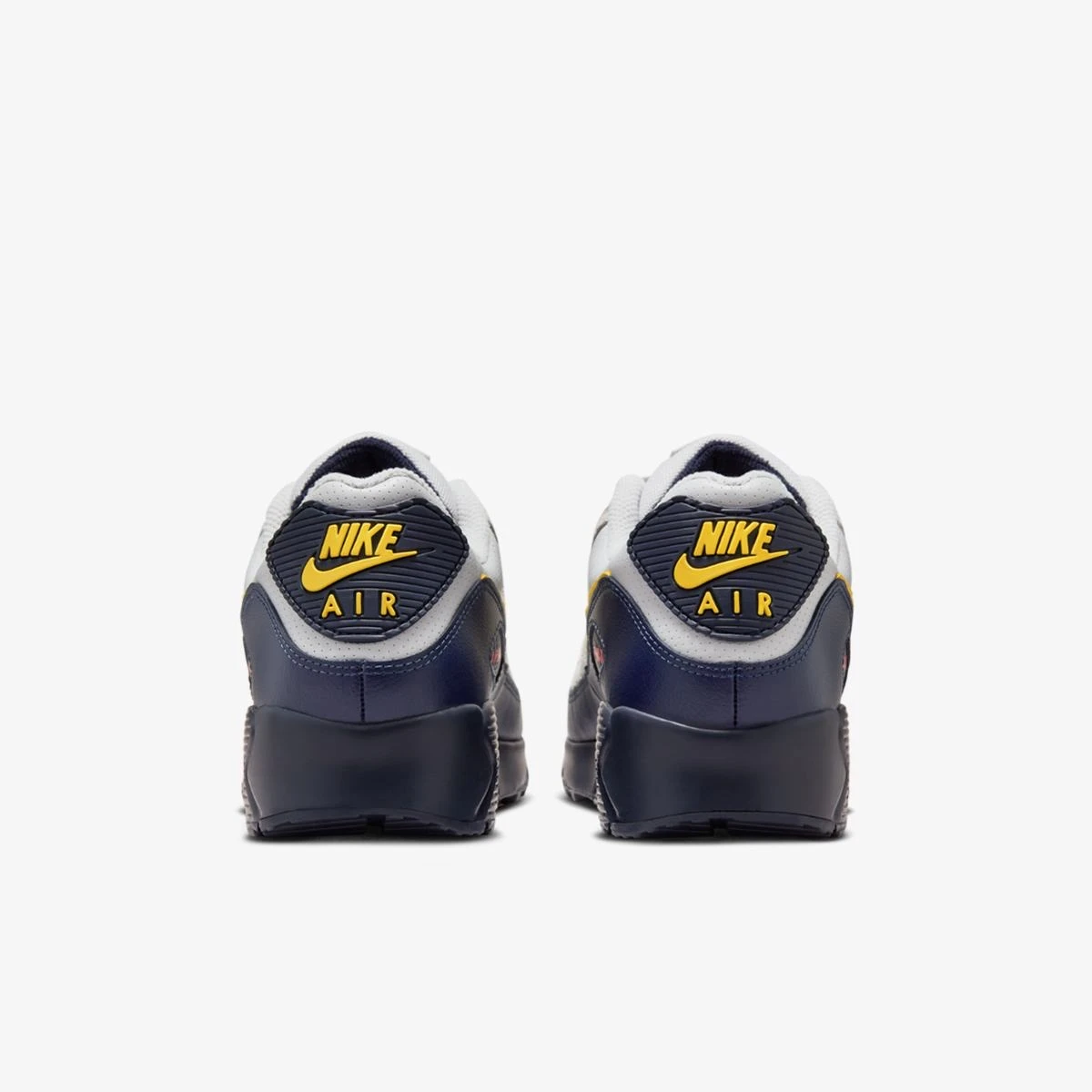 Кросівки чоловічі Nike Air Max 90 (IF0670-001) — фото 4