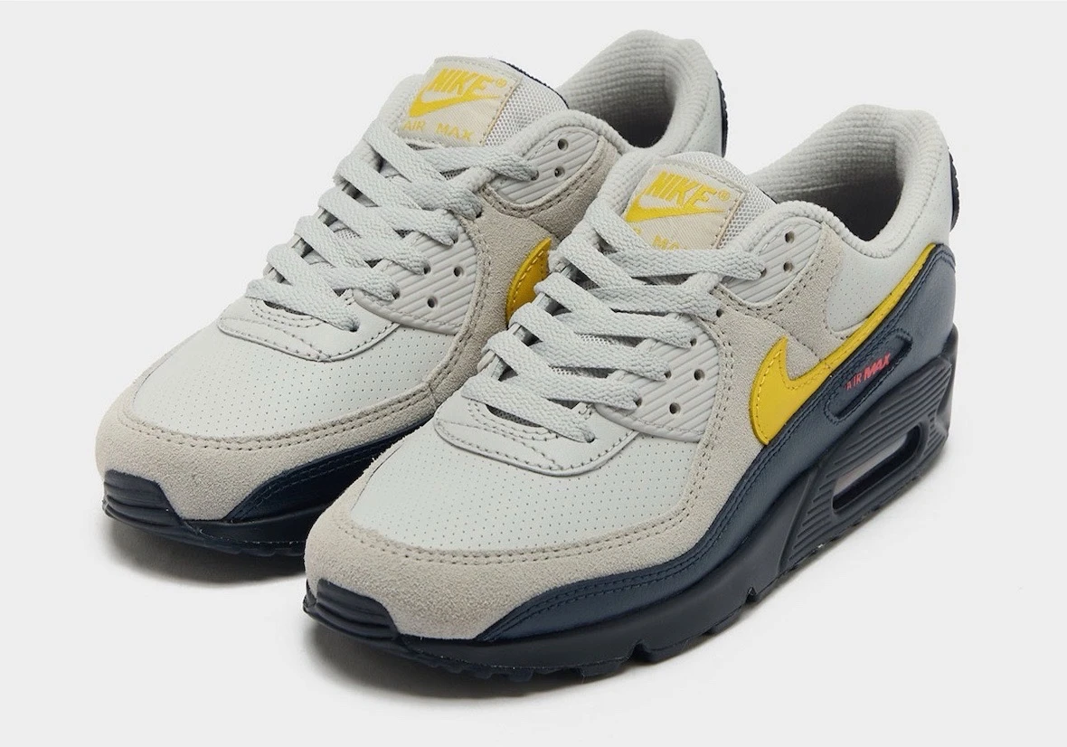Кросівки чоловічі Nike Air Max 90 (IF0670-001) — фото 7