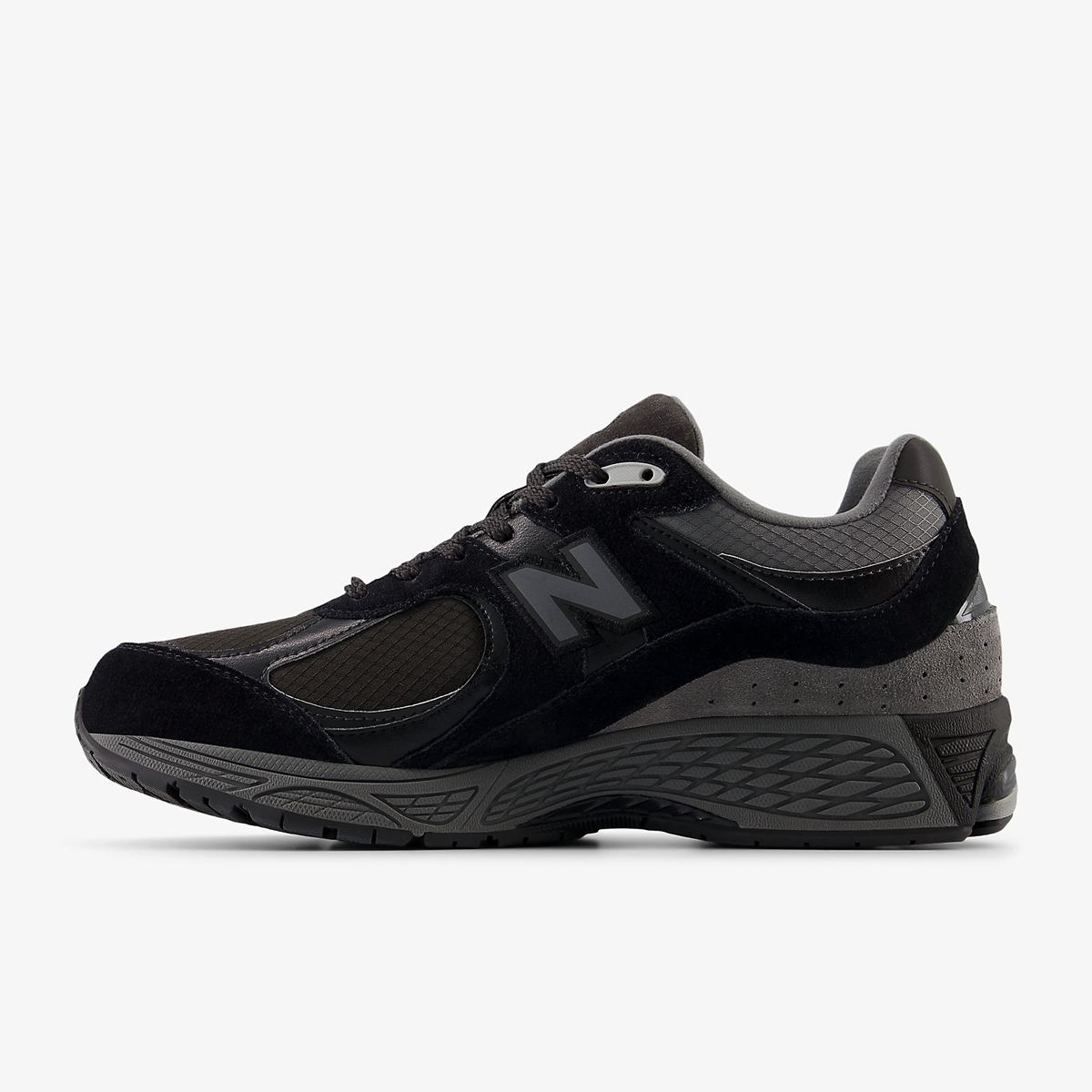 New Balance 2002R “Black Ripstop” — фото 17