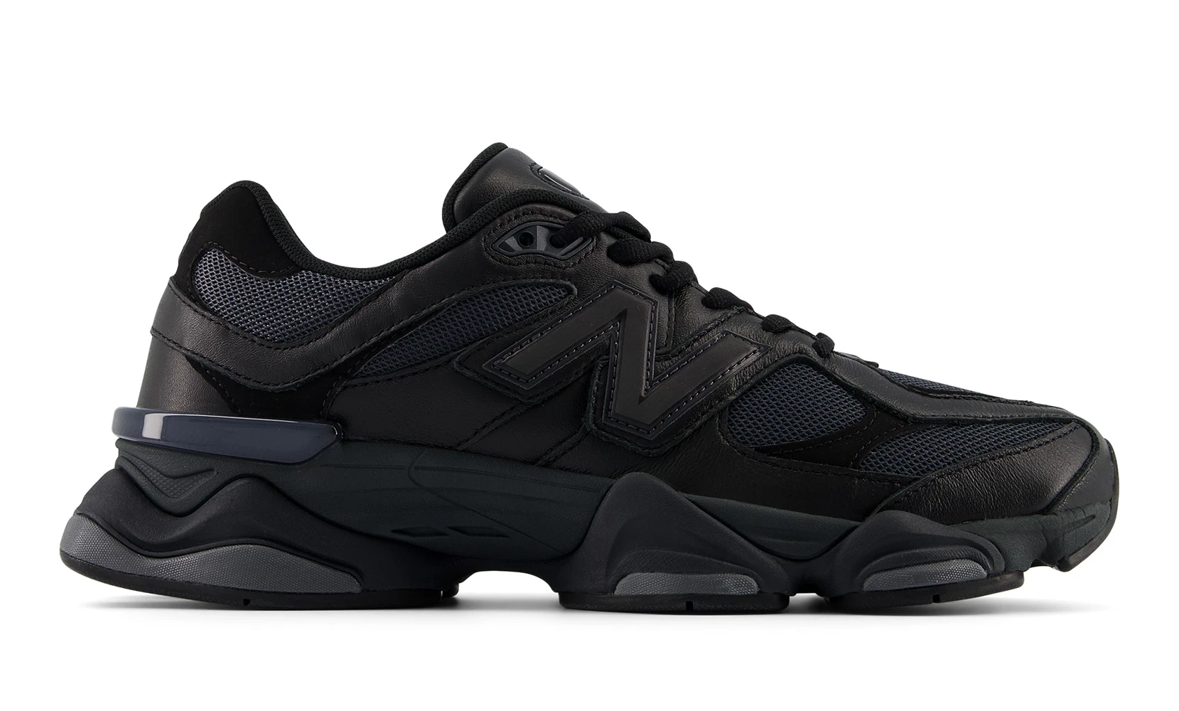 Кросівки чоловічі New Balance 9060 'Triple Black Leather' — фото 1