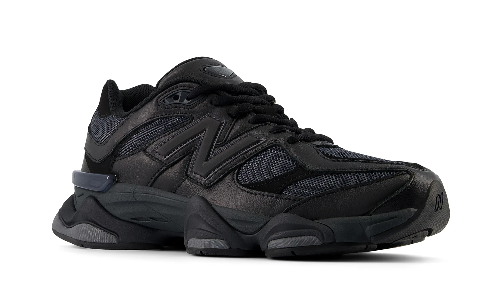 Кросівки чоловічі New Balance 9060 'Triple Black Leather' — фото 4