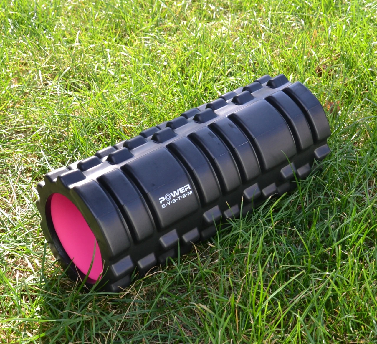 Масажний ролик (роллер) Power System PS-4050 Fitness Foam Roller Black/Pink (33x15см.) — фото 4