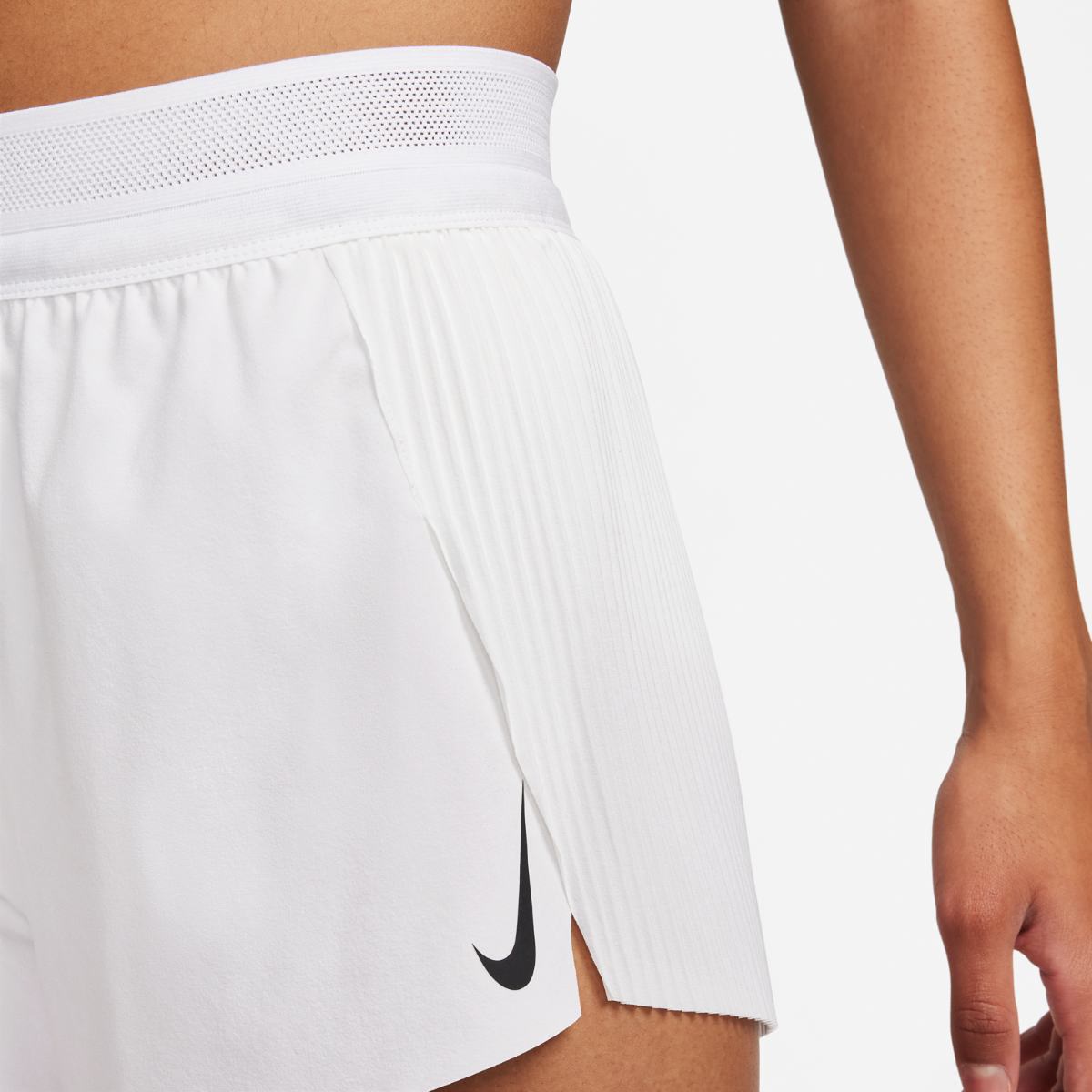 Шорти жіночі NIKE W ARSWFT Dri-FITADV MR 3IN SHORT FN2328-100, L — фото 6