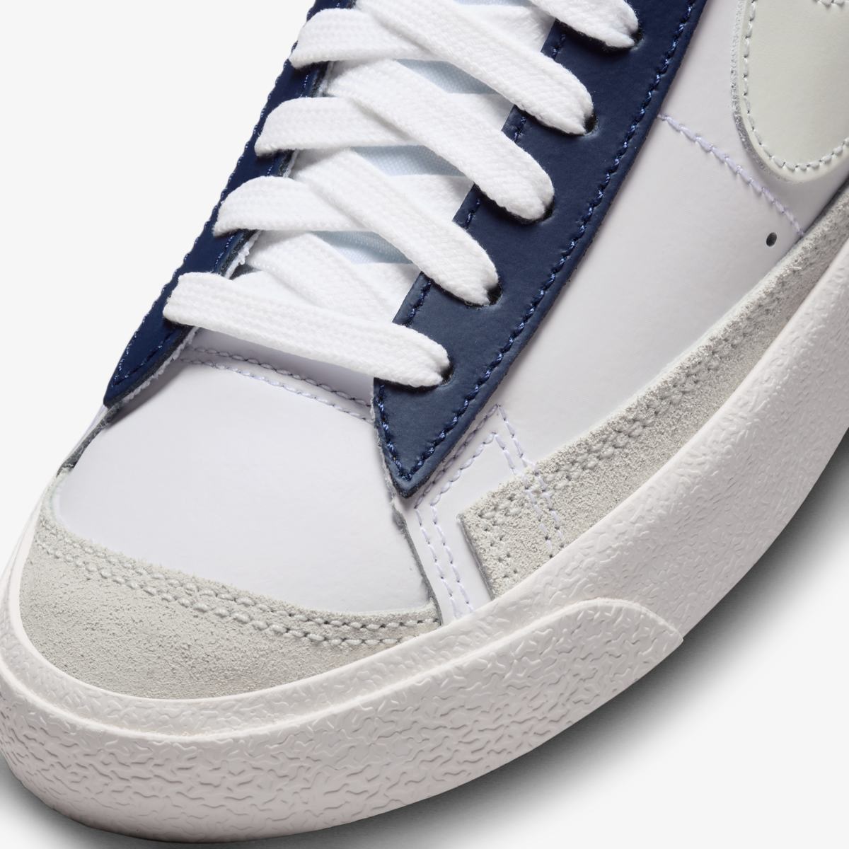Підліткові кросівки Nike Blazer Mid 77 Bg FN6966-100, 37.5 — фото 8