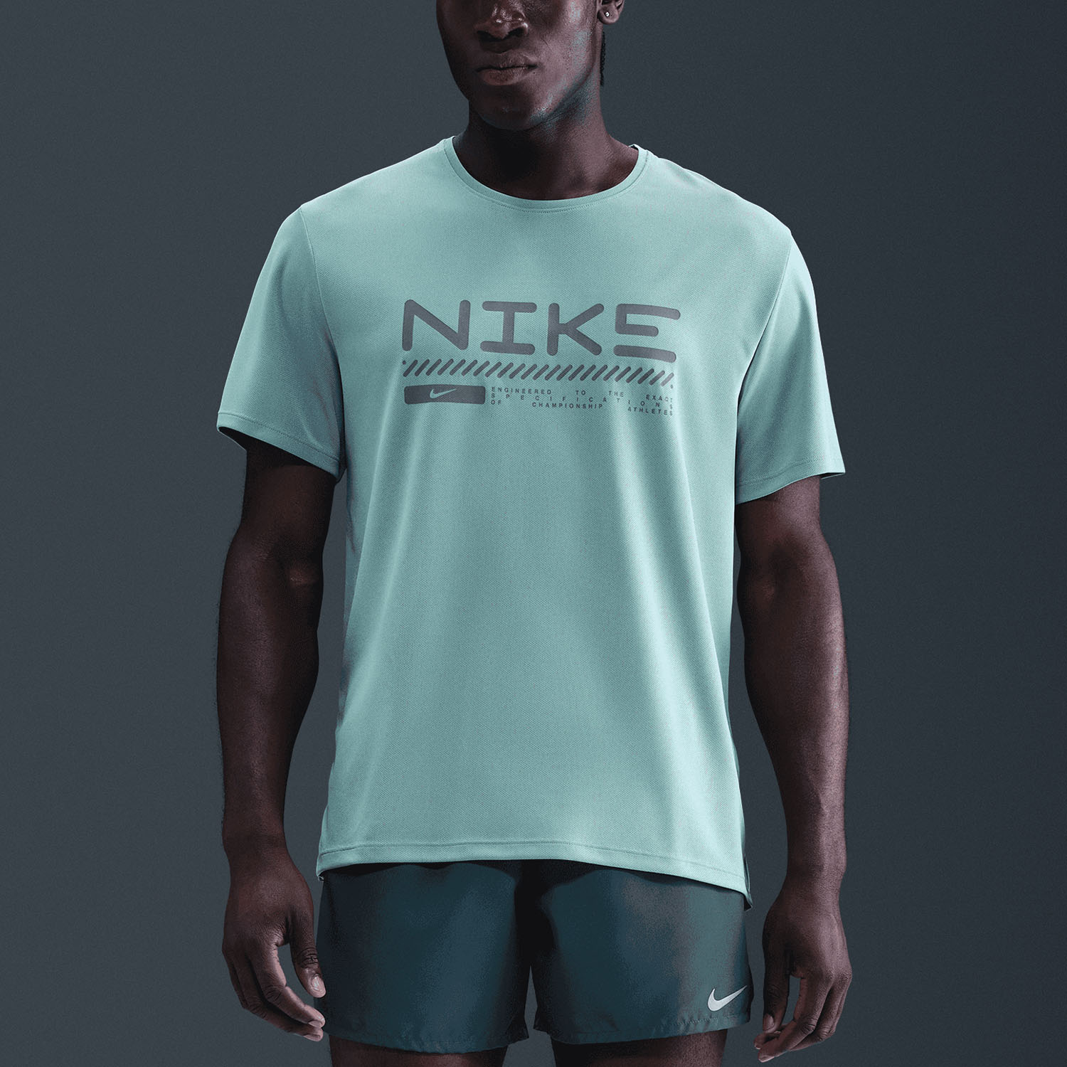 Чоловічі футболки NIKE M NK WINTER MILER SS TOP HV2676-017, L — фото 2