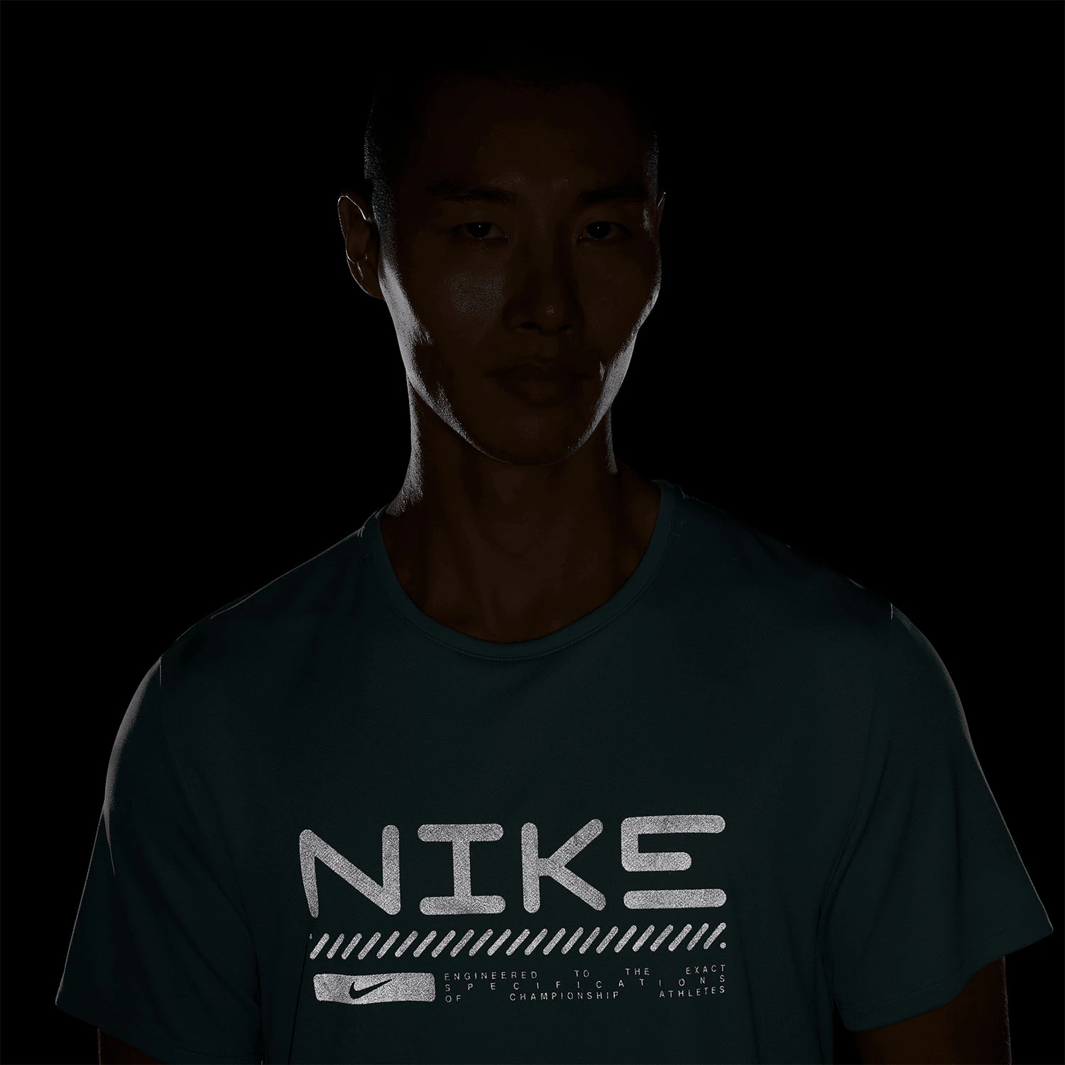 Чоловічі футболки NIKE M NK WINTER MILER SS TOP HV2676-017, L — фото 4