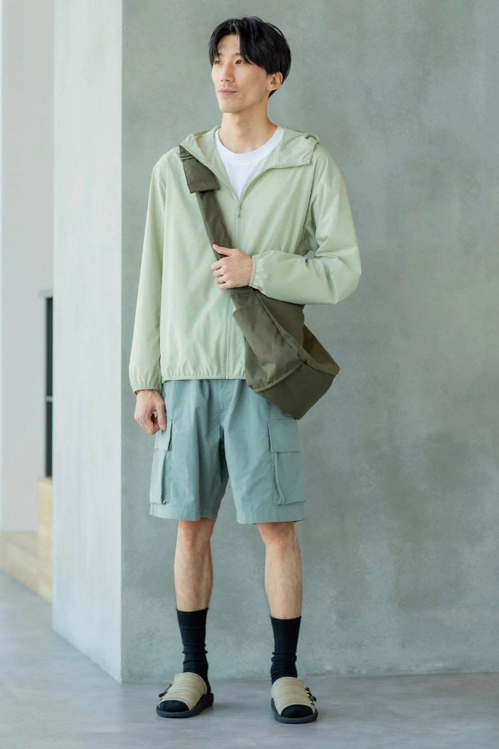 Вітровка із захистом від ультрафіолету Uniqlo легка куртка UV Protection 1159839995 — фото 8