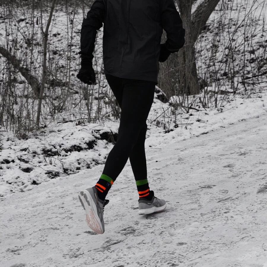 Шкарпетки водонепроникні Dexshell Running, p-p S, з помаранчевими смугами — фото 13