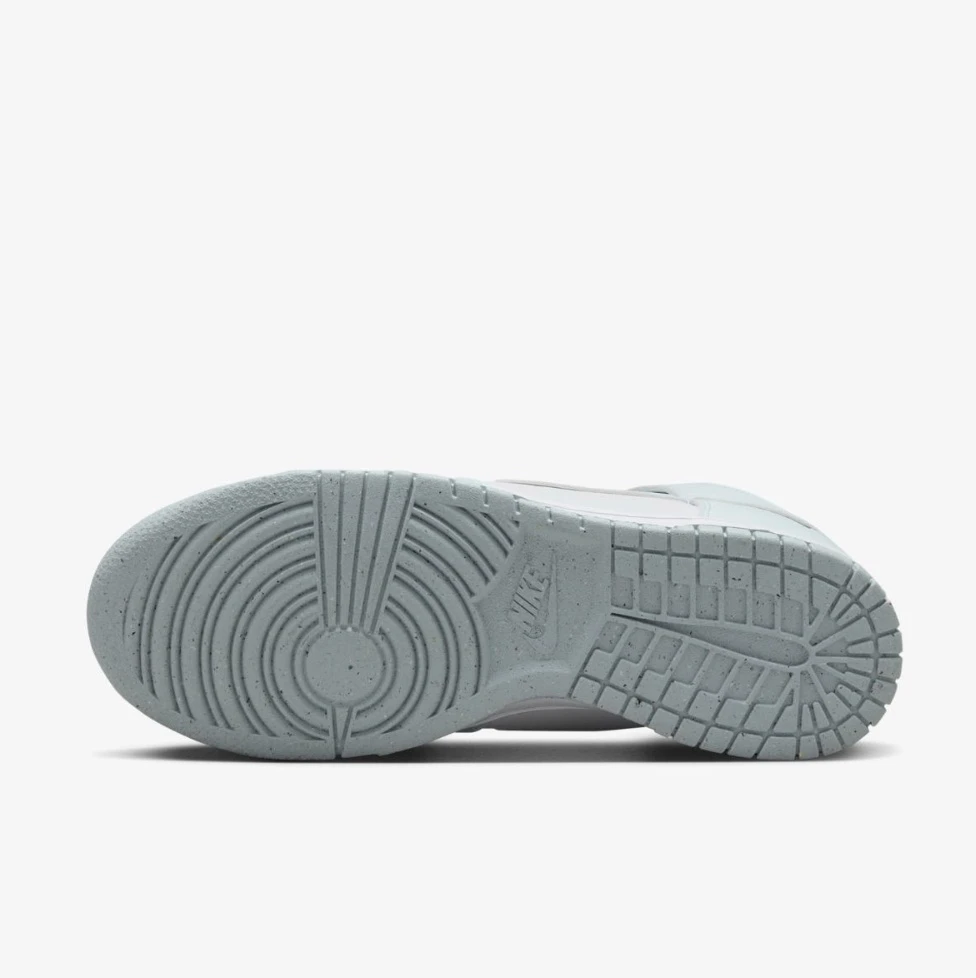 Жіночі кросівки Nike W Dunk High NN FV5960-100, 36 — фото 4