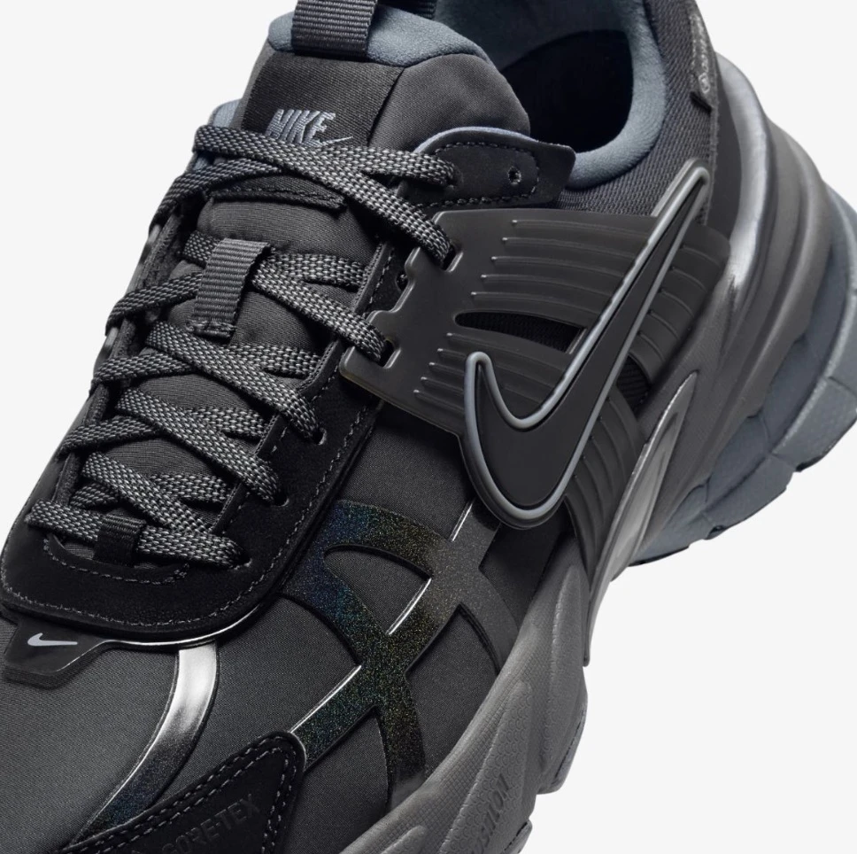 Кросівки жіночі NIKE W V2K RUN GTX FZ2622-001, 42.5 — фото 8
