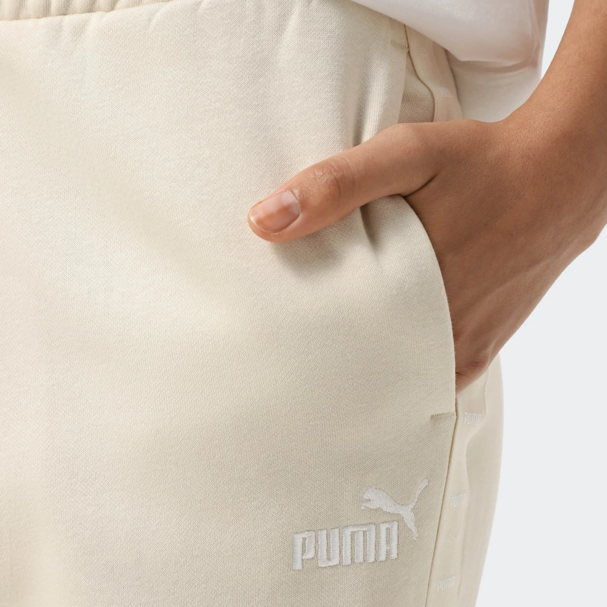 Спортивні штани ESS TAPE Sweatpants 68809887 Puma L Бежевий — фото 6