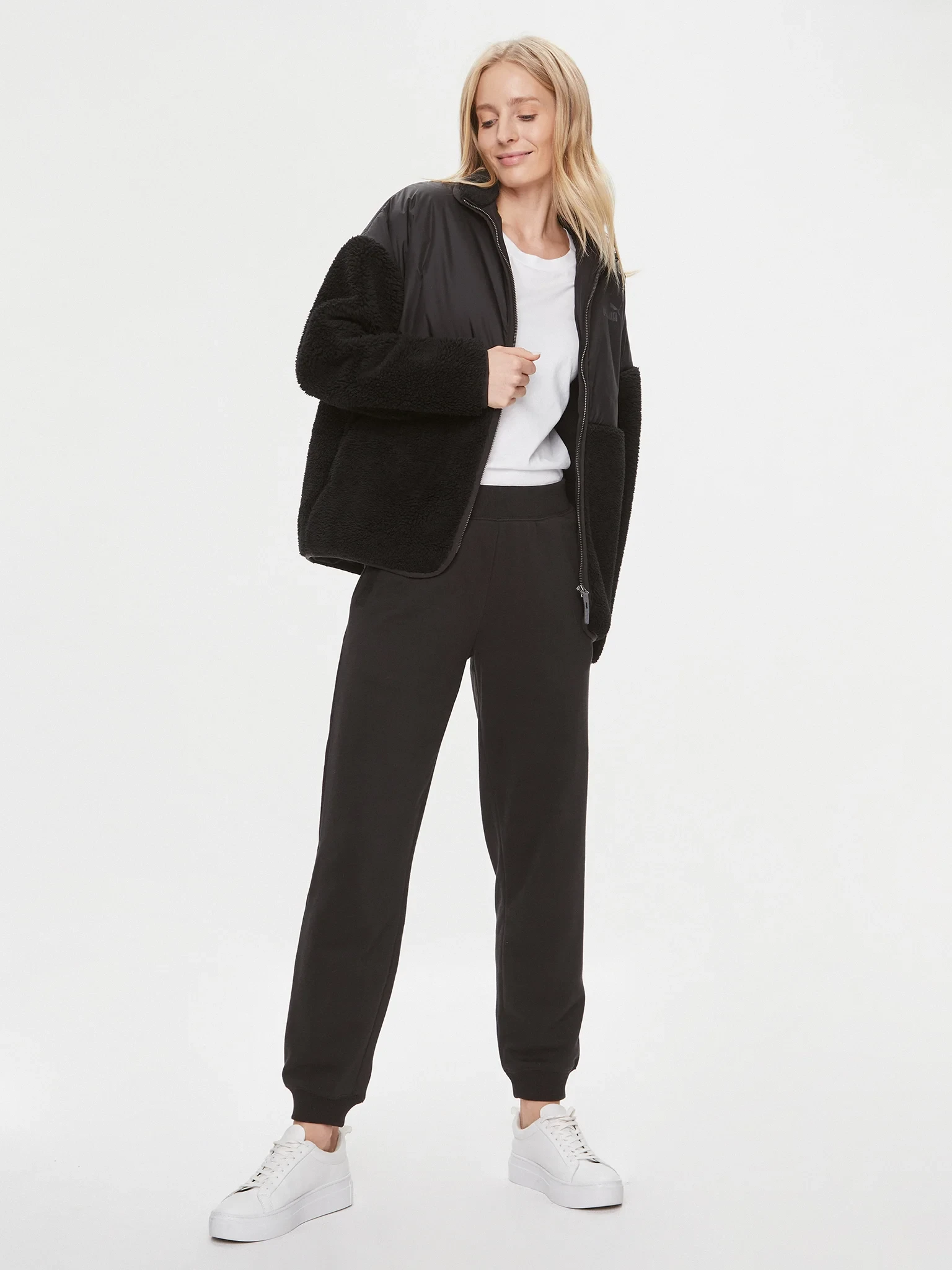 Куртка жіноча Puma Sherpa Hybrid Jacket Black (675371-01) — фото 5