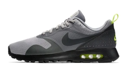 Кросівки чоловічі Nike Air Max Tavas Grey (705149-015) — фото 4