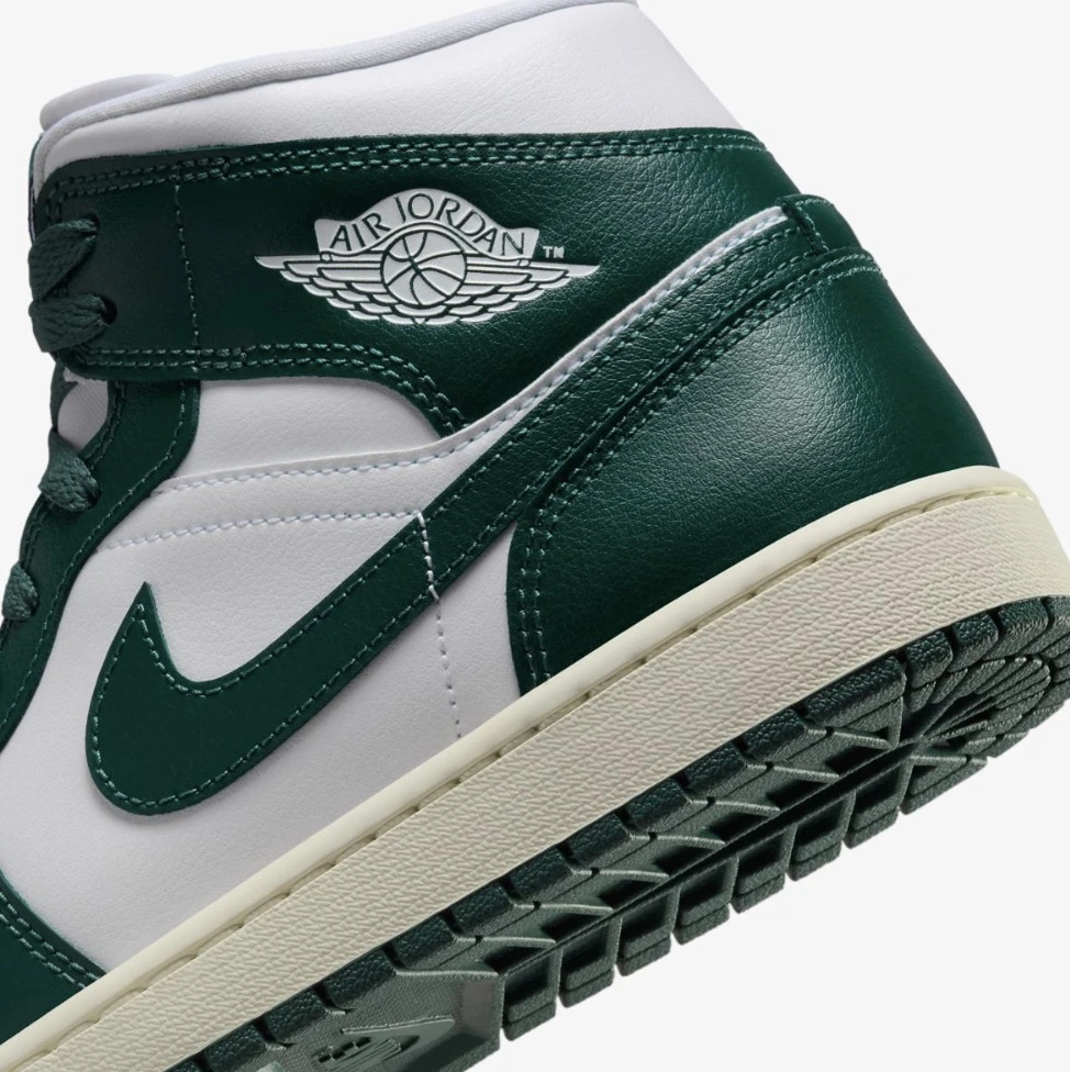 Кросівки жіночі Air Jordan 1 Retro Mid BQ6472-133, 38 — фото 9