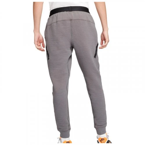 Брюки чоловічі Nike Tech Pack Engineered Pant (CU3595-021) — фото 1