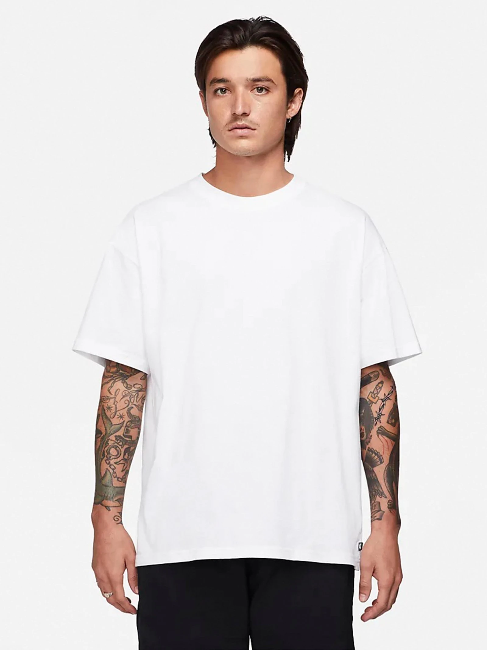 Футболка чоловіча Nike M Nk Sb Tee Essentials (DB9975-100) — фото 1