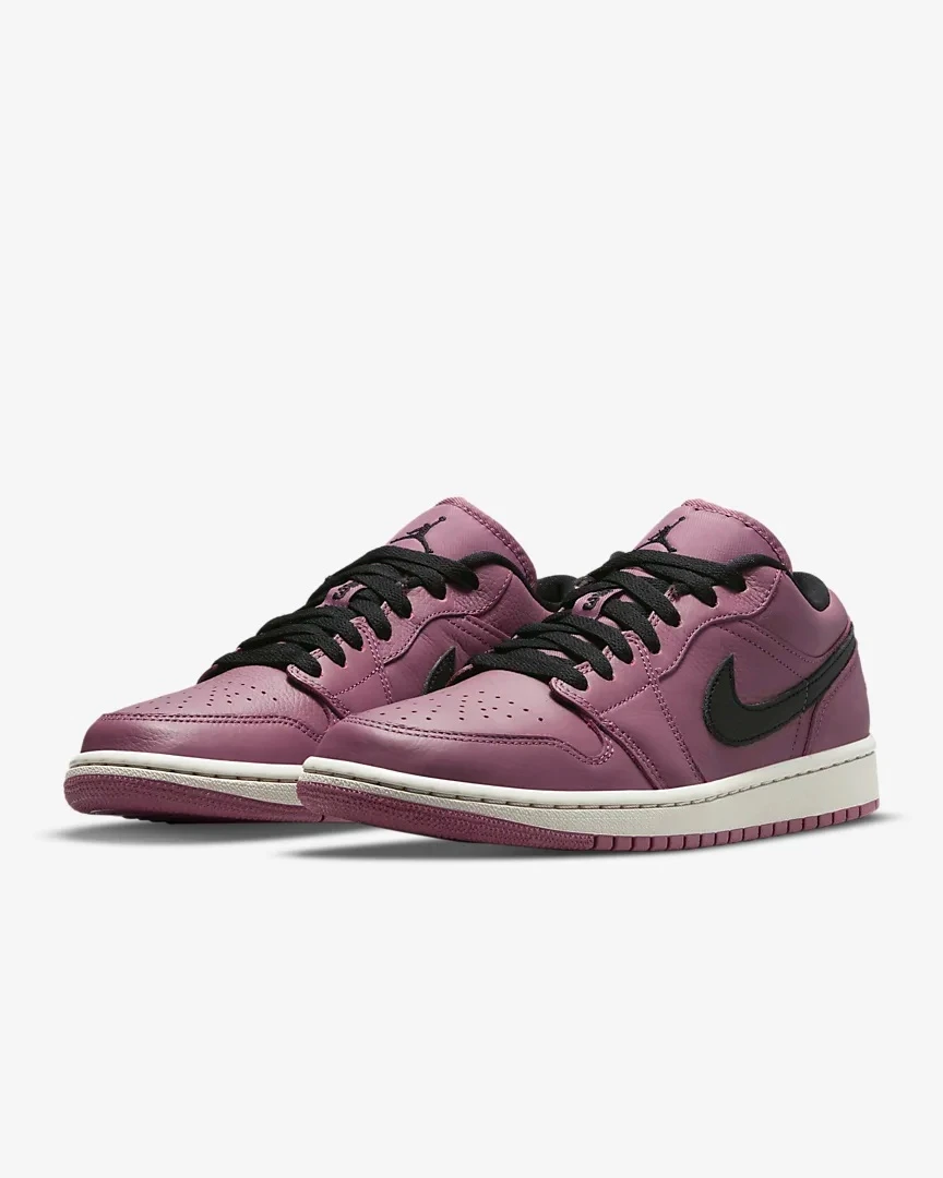 Кросівки жіночі Jordan 1 Low Se Violet (DC7268-500) — фото 1