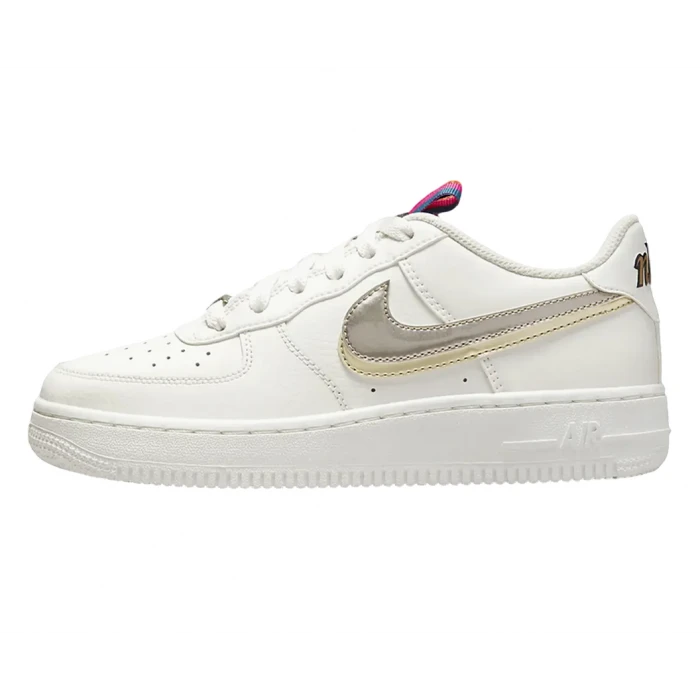 Кросівки дитячі Nike Air Force 1 LV8 GS 'Off Noir Summit White' — фото 1