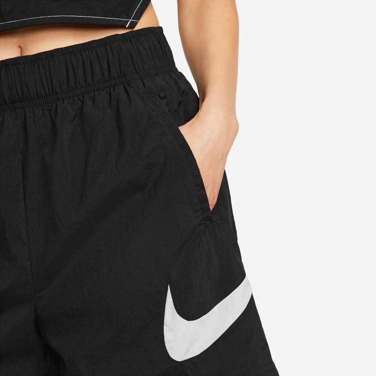 Жіночі шорти Nike W Nsw Essntl Wvn Hr Short Hbr DM6739-010, L — фото 5