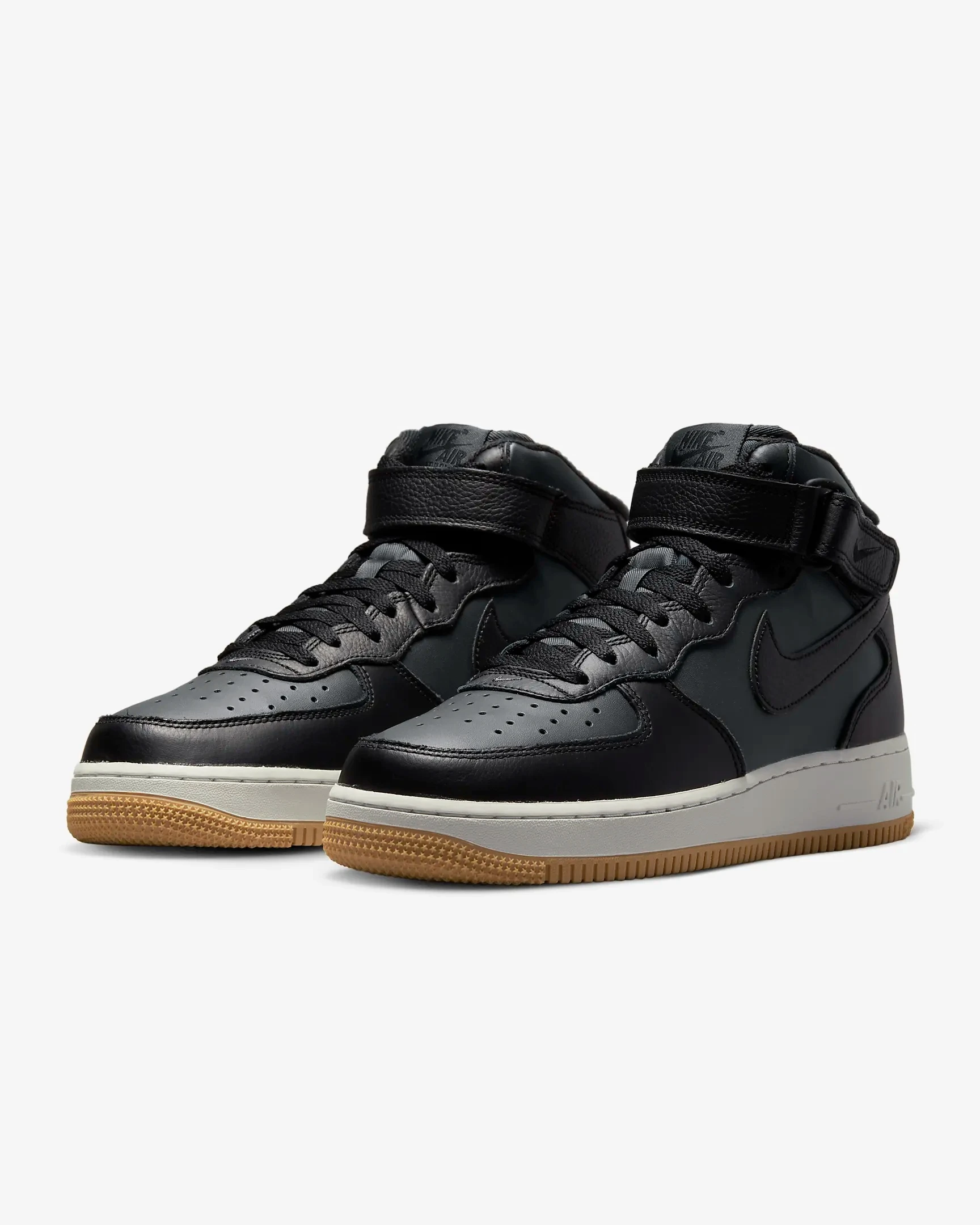 Кросівки чоловічі Nike Air Force 1 Mid 07 (DV7585-001) — фото 1