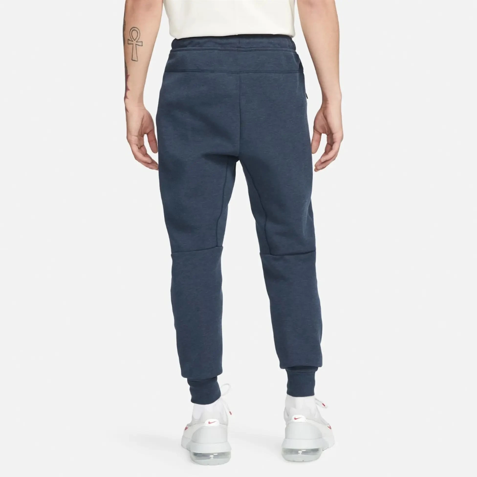 Брюки чоловічі Nike Sportswear Tech Fleece Joggers (FB8002-473) — фото 3