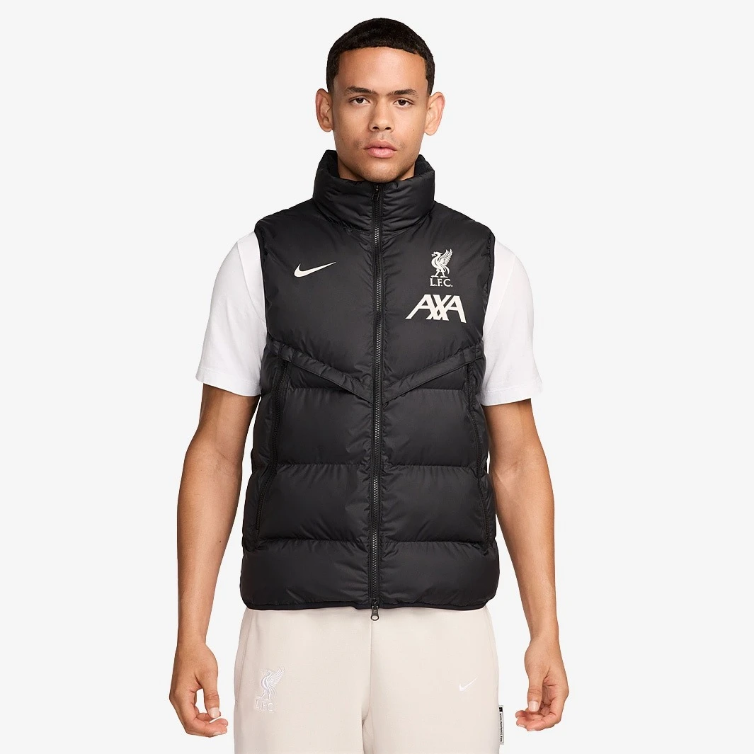 Жилетка чоловіча Columbia Liverpool Fc Storm-Fit Strike Windrunner Primaloft-Field Vest (FZ8774-011) — фото 1