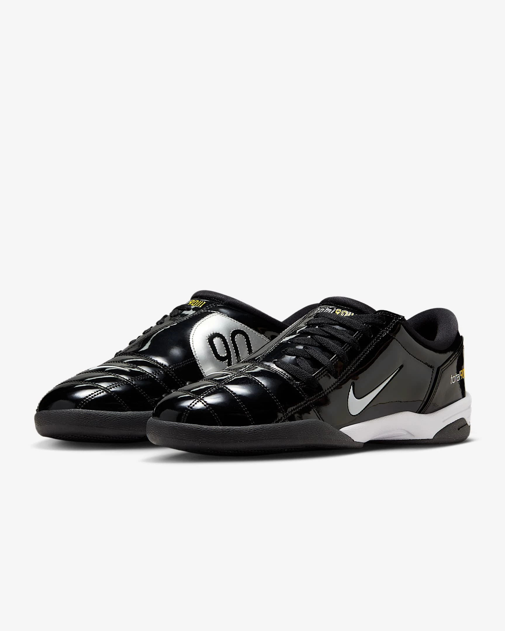 Кросівки унісекс Nike Total 90 Sp (HJ9351-001) — фото 1
