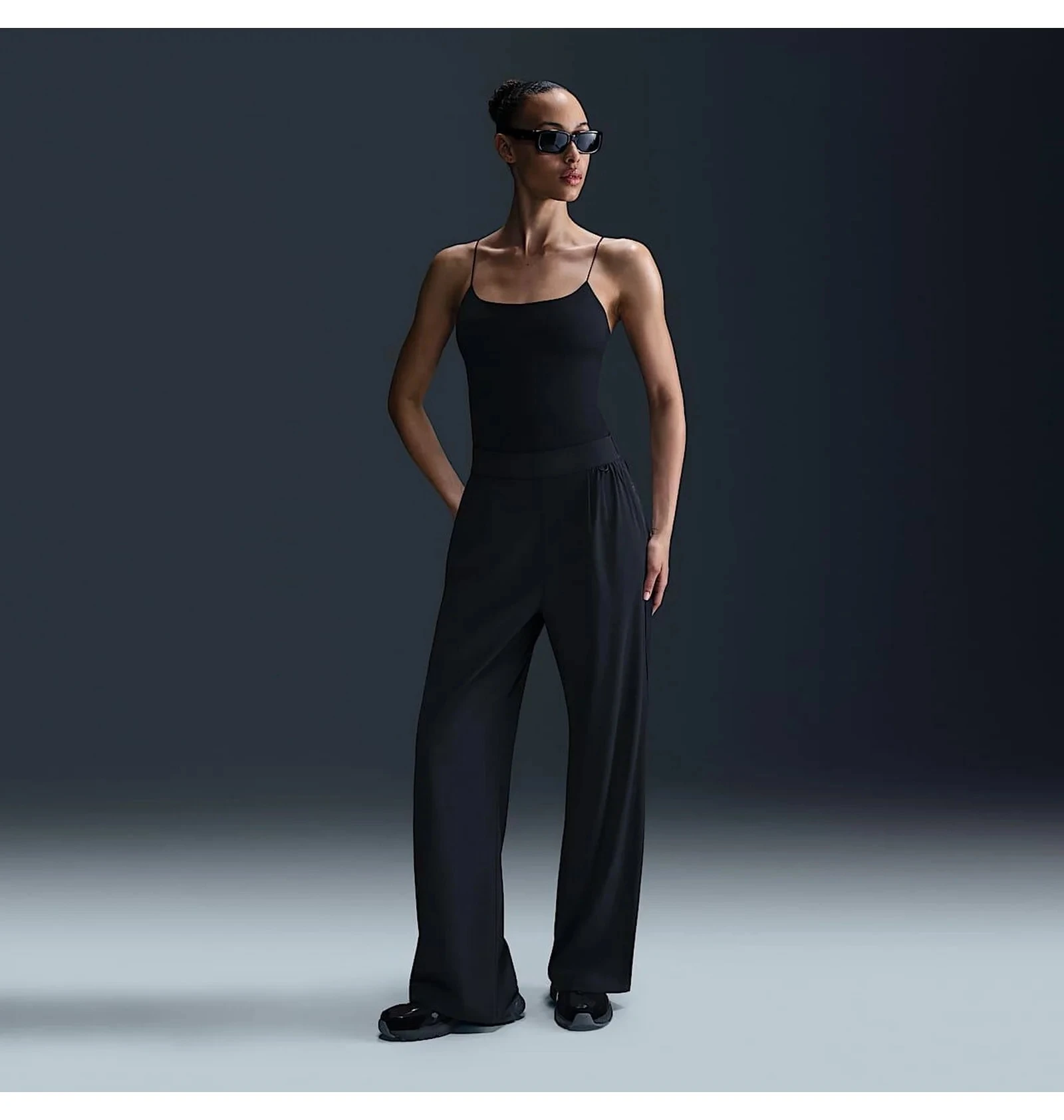 Штани жіночі NIKE W NK ETC Dri-FIT HR WD LEG PANT WVN HM8389-010, L — фото 3