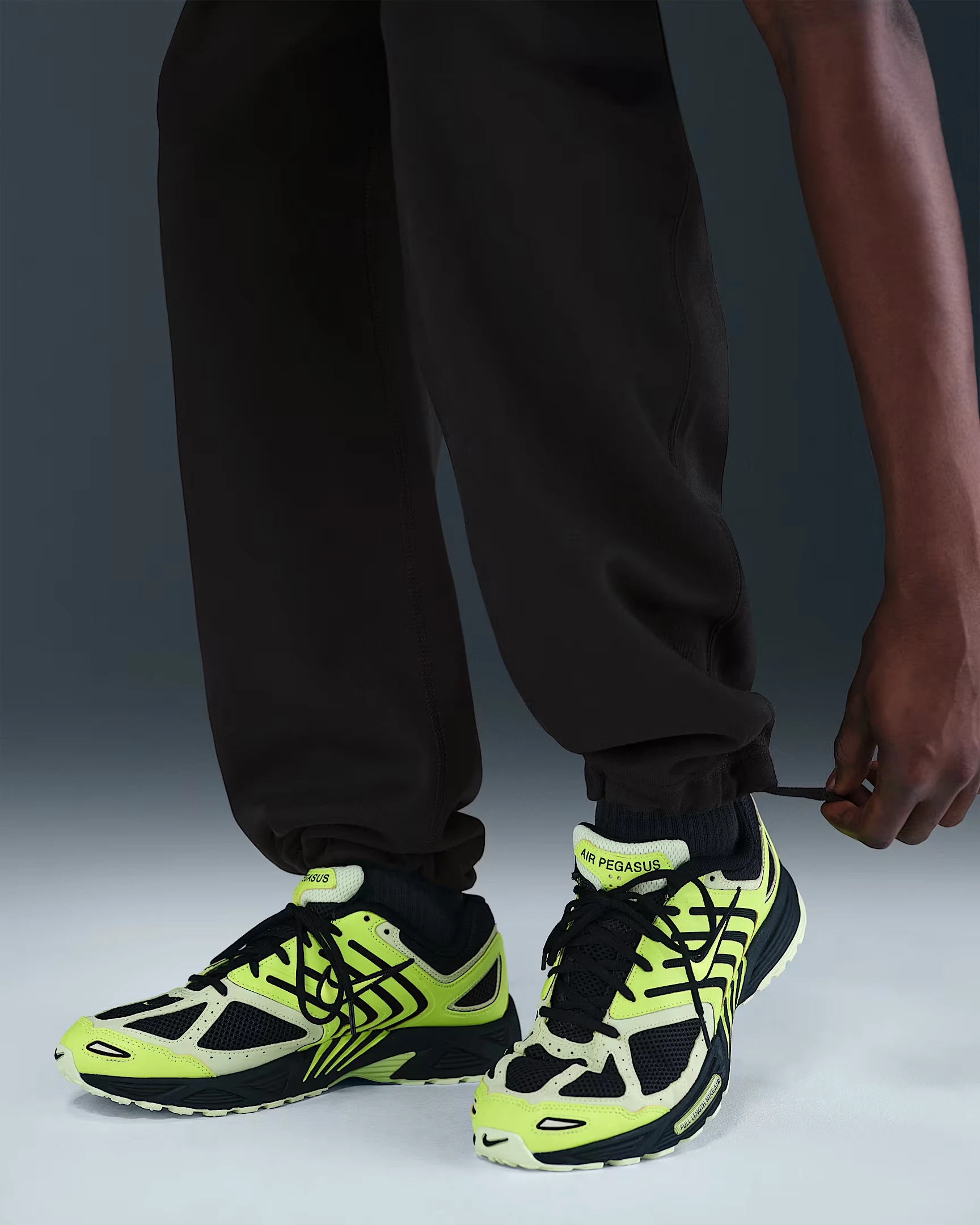 Штани чоловічі Nike Solo Swsh Bb Oh Black HV1090-010, 2XL — фото 7