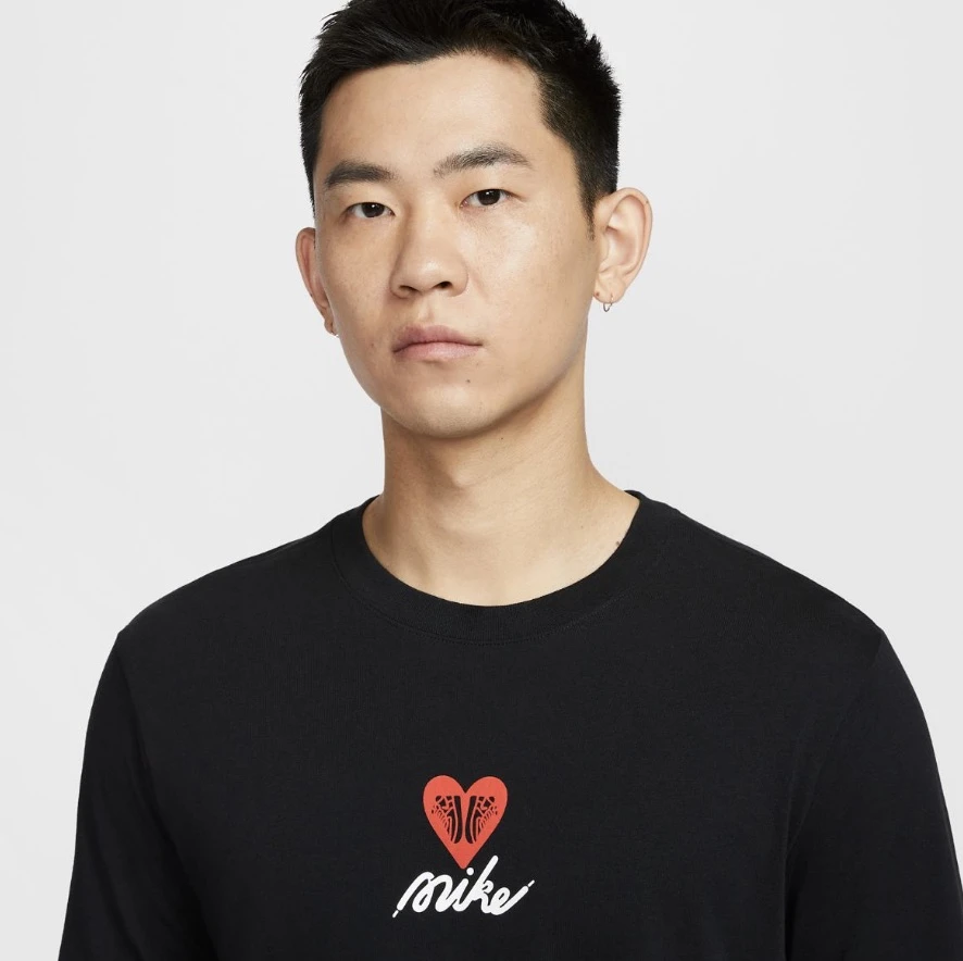 Лонгслів чоловічий Nike Sportswear Long-Sleeve HV9807-010, 2XL — фото 4