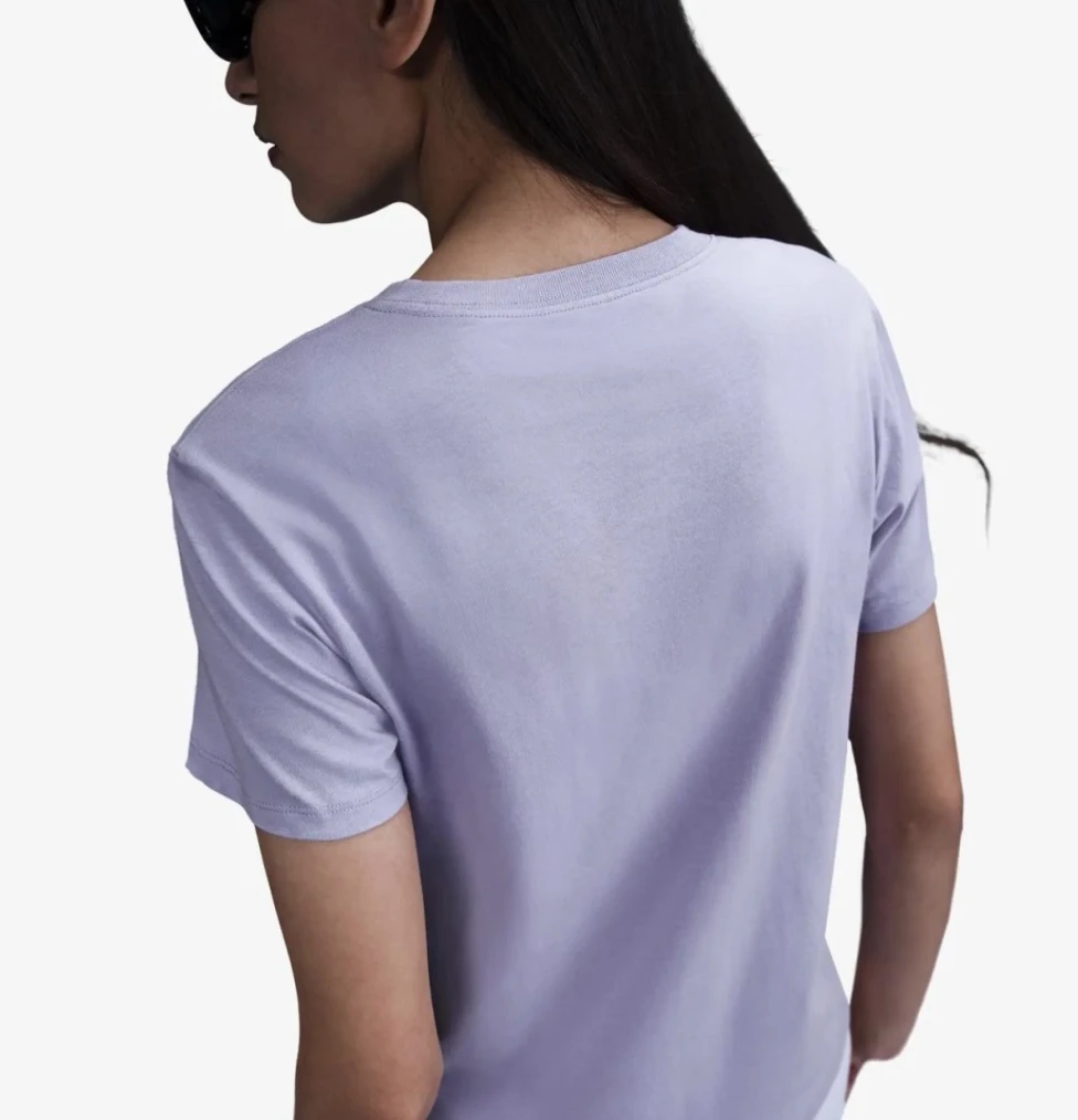 Футболка жіноча Nike Sportswear Club Short-Sleeve T-Shirt (IB2447-533) — фото 3