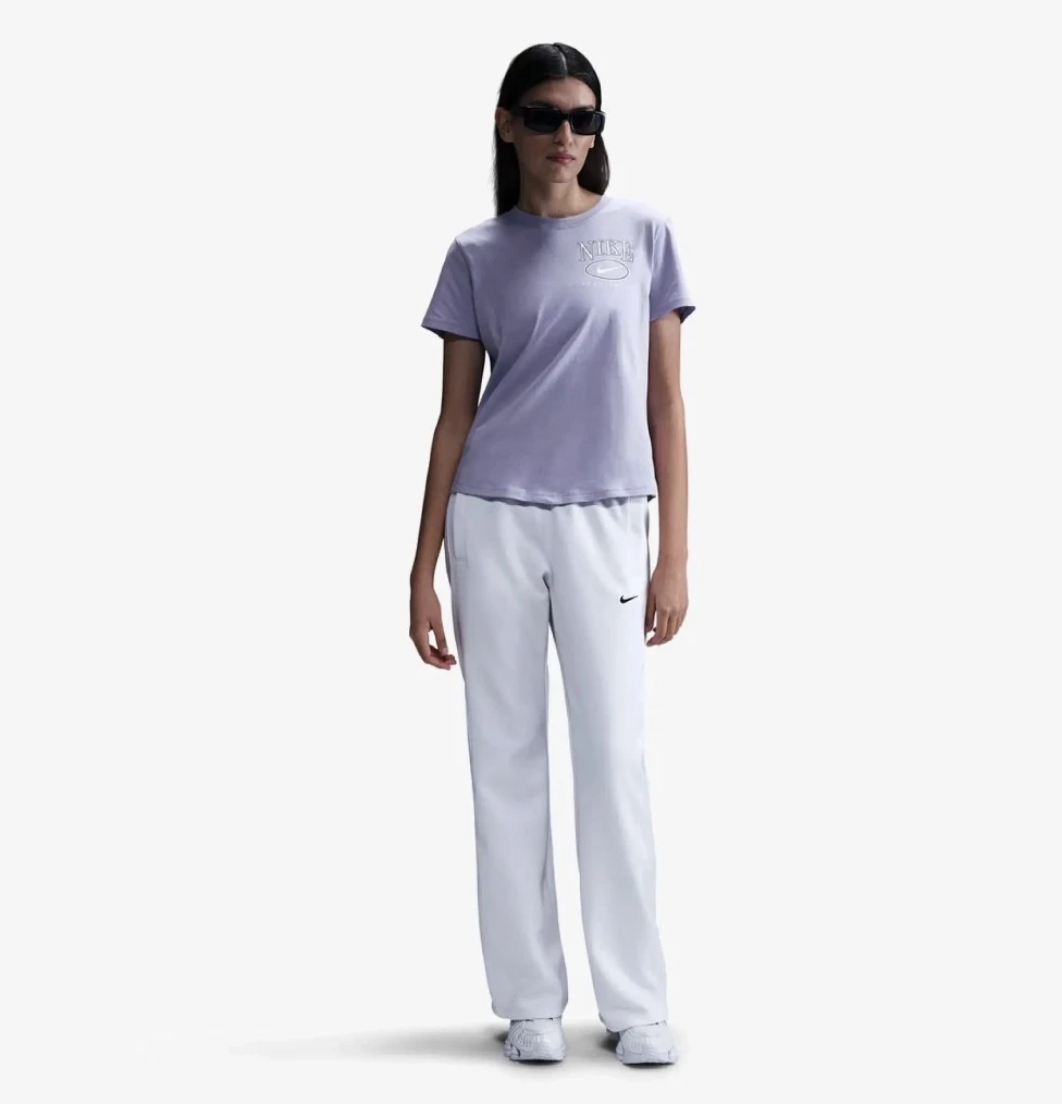 Футболка жіноча Nike Sportswear Club Short-Sleeve T-Shirt (IB2447-533) — фото 5