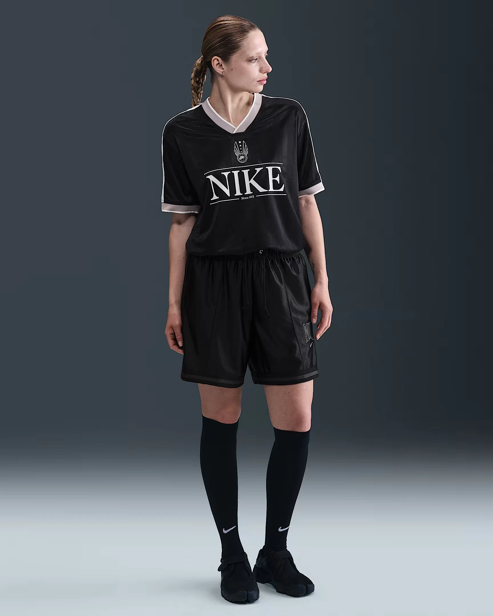 Футболка жіноча NIKE W NSW V NECK JERSEY IH8504-010, L — фото 5