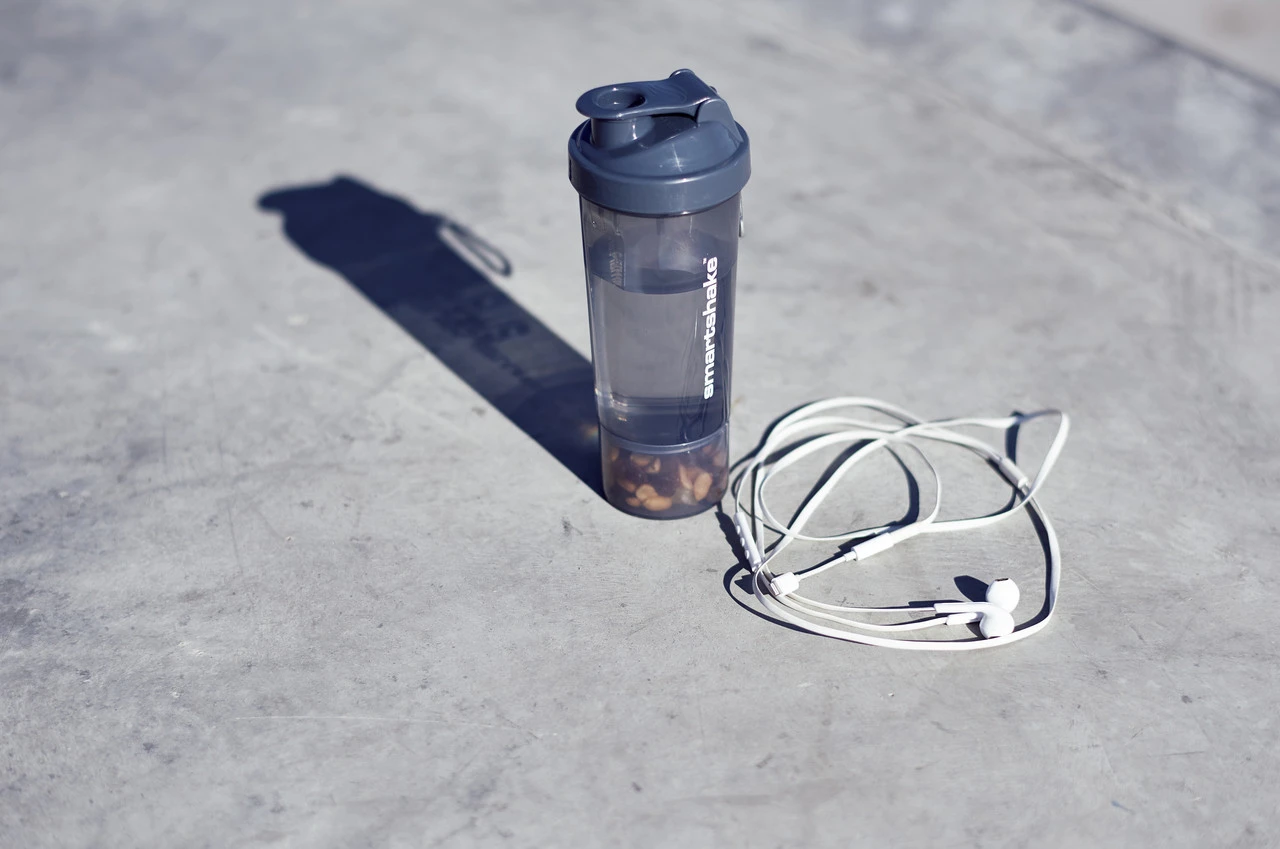Шейкер спортивний SmartShake Slim 500ml Gray — фото 9