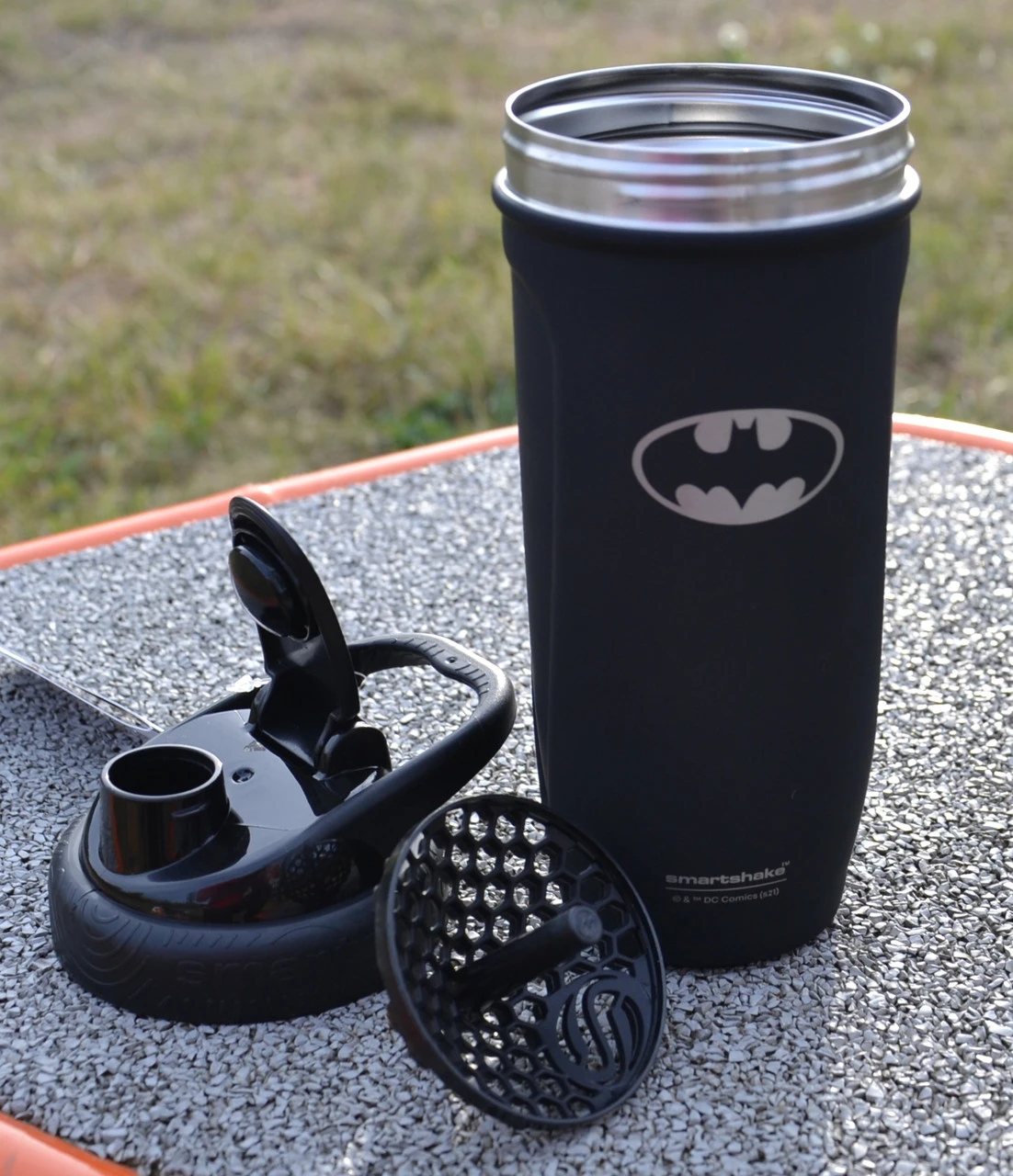 Шейкер спортивний SmartShake Reforce 900ml DC Batman Logo — фото 10