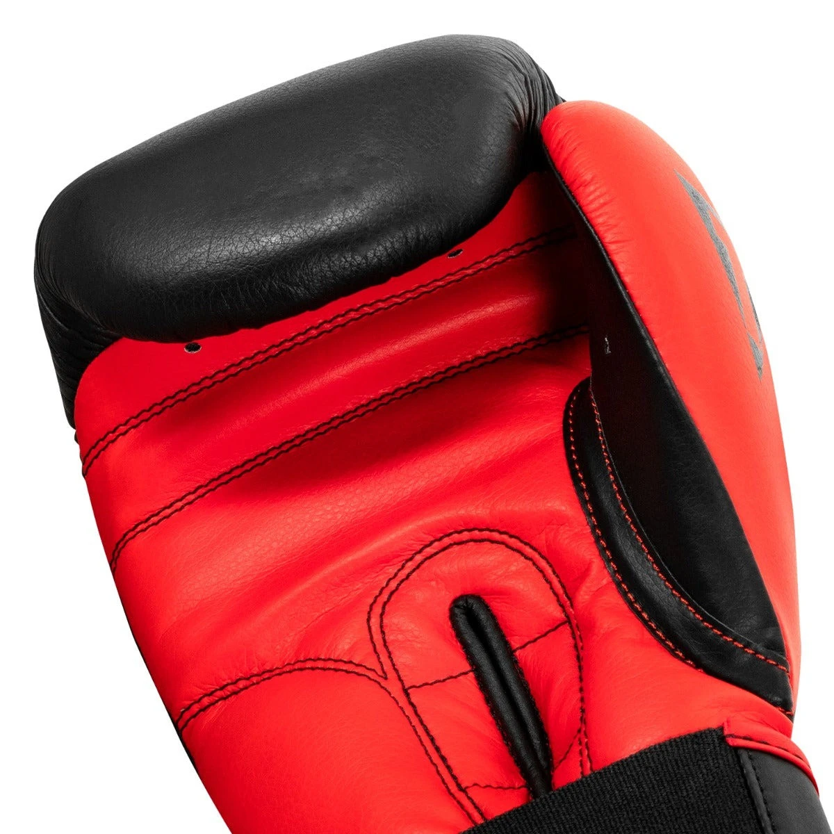 Боксерські рукавиці TITLE Boxing Dynamic Strike Black/Red 16 oz (бинти 4м. в комплекті) — фото 8