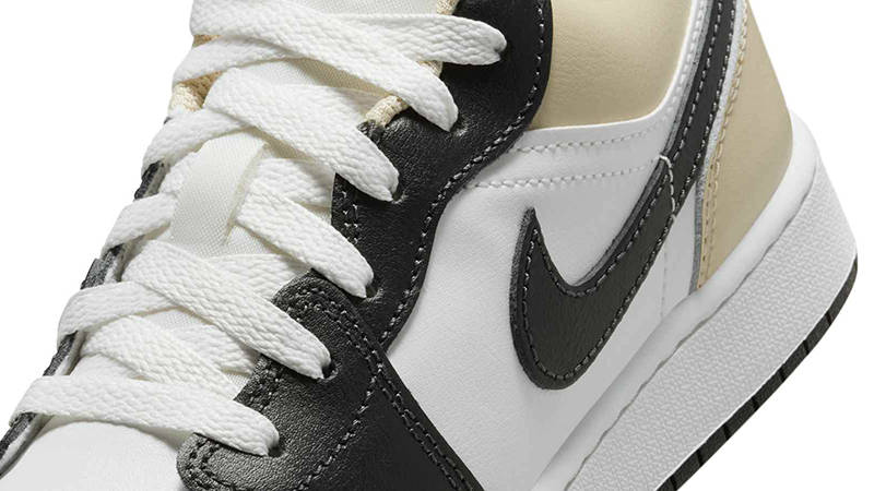 Кросівки чоловічі Air Jordan 1 Low GS 'Summit White Off Noir' — фото 6