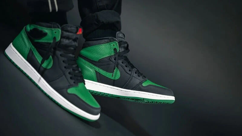 Кросівки Jordan 1 retro high — фото 5