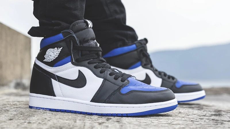 Кросівки Jordan 1 retro high og royal blue — фото 3