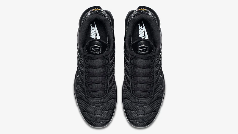 Кросівки чоловічі Nike Air Max Plus Triple (604133-050) — фото 5