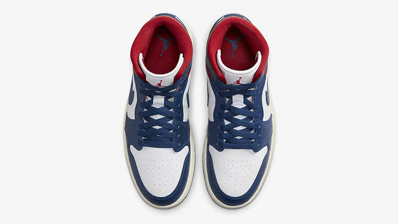 Nike Wmns Air Jordan 1 Mid 'French Blue' — фото 4