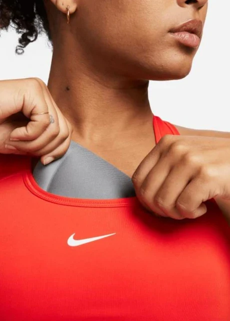 Спортивний топ жіночий Nike Swoosh Bra (BV3636-633) — фото 5