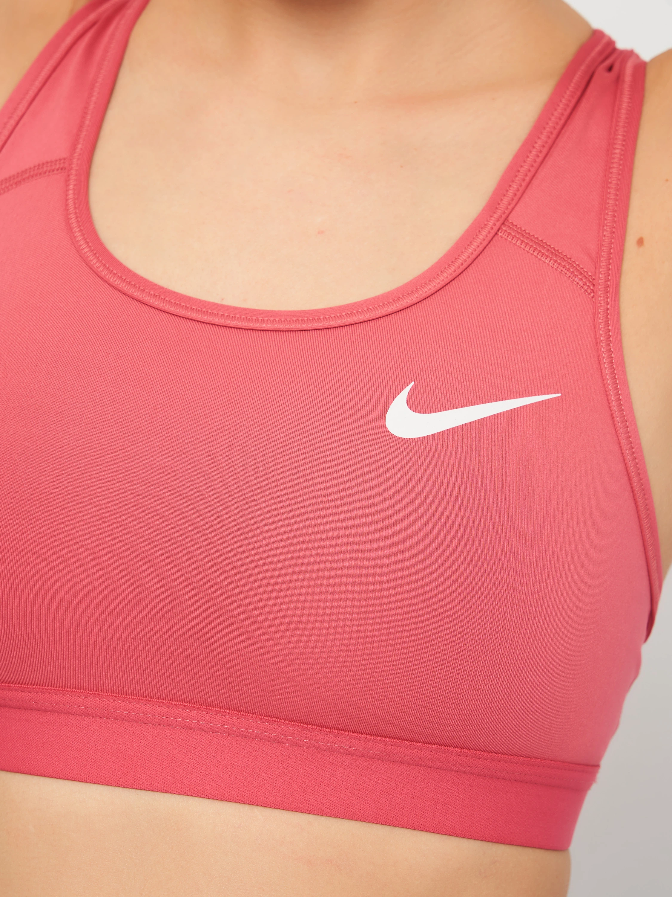 Спортивний топ жіночий Nike Swoosh Band Bra Non Pad (BV3900-010) — фото 4