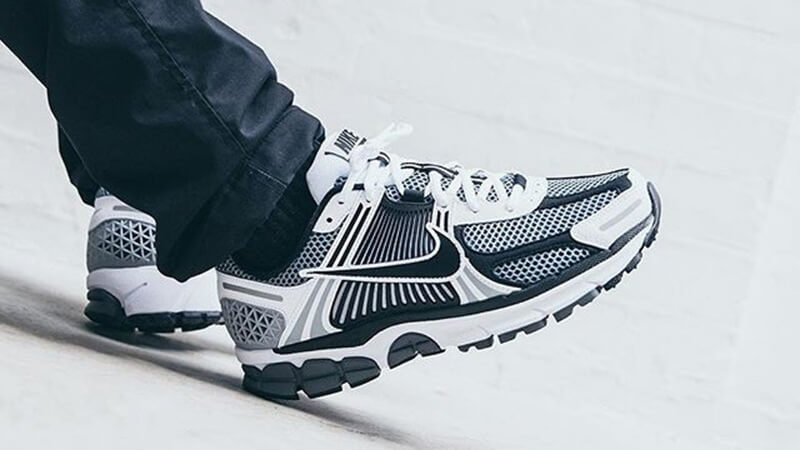 Кросівки чоловічі Nike Zoom Vomero 5 Dark Grey (CI1694-001) — фото 3
