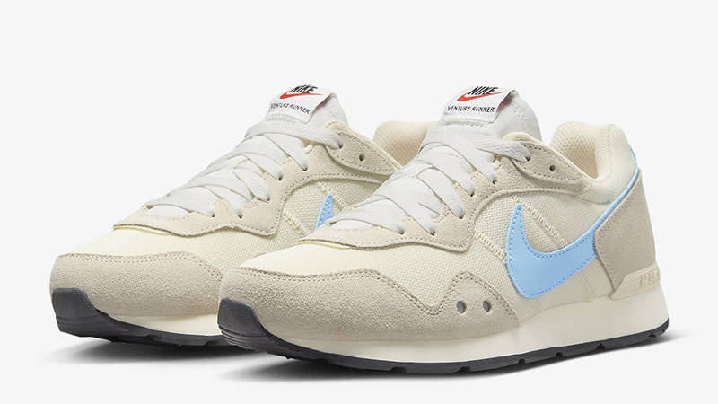 Кросівки жіночі Nike Venture Runner (CK2948-002) — фото 3