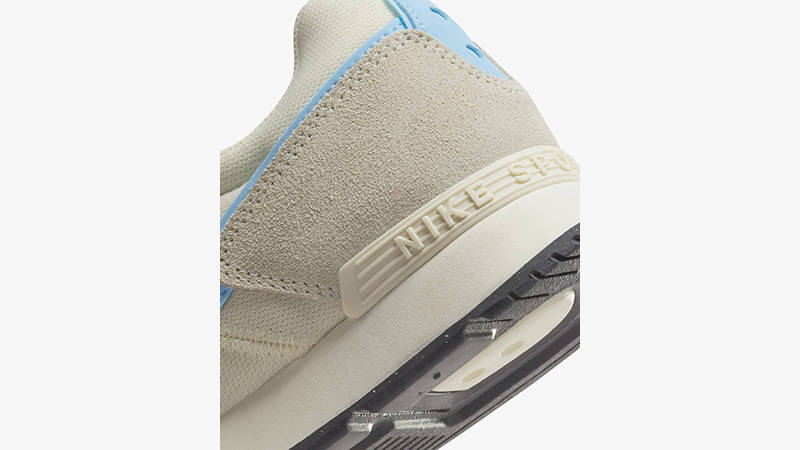 Кросівки жіночі Nike Venture Runner (CK2948-002) — фото 6