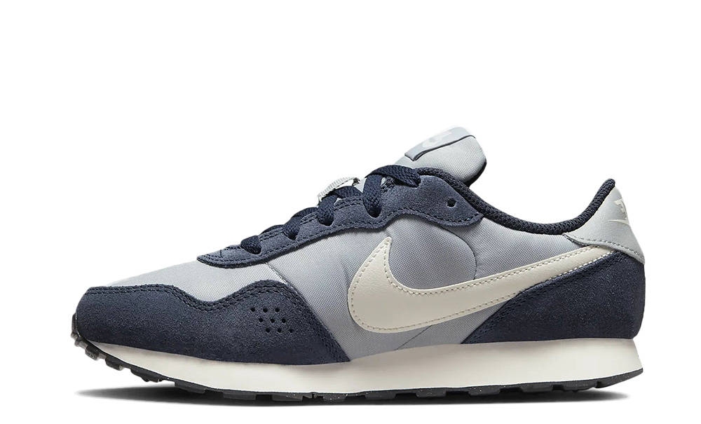 Кросівки підліткові Nike Md Valiant (Gs) (CN8558-408) — фото 1